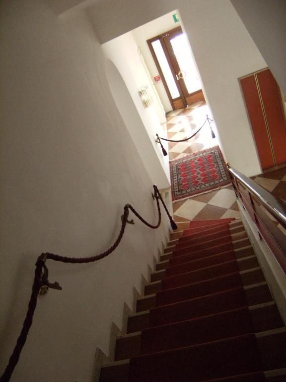 Hotel Europa Udine Bagian luar foto